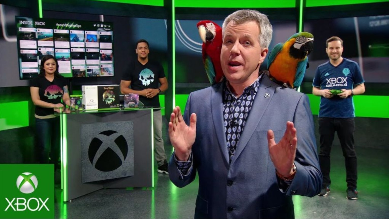 presentadores del Inside Xbox